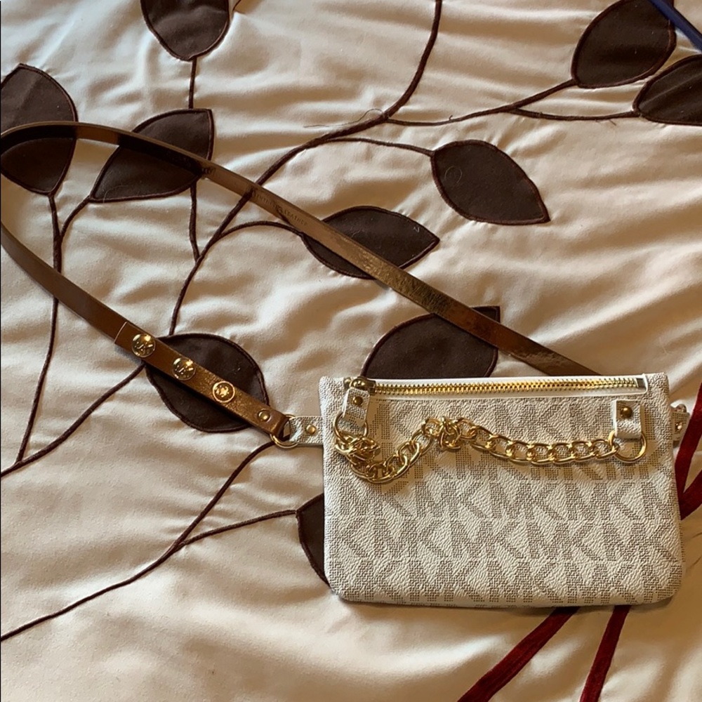 Michael Khors fanny pack